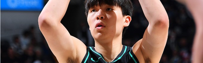 xcsports杏彩体育-锁定第八！杨瀚森0分1篮板开拓者横扫国王 附加赛将战太阳
