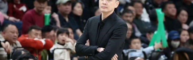 杏彩体育官网-辽宁男篮VS新疆！杨鸣拒绝3连败，赵继伟确定出战，央视直播